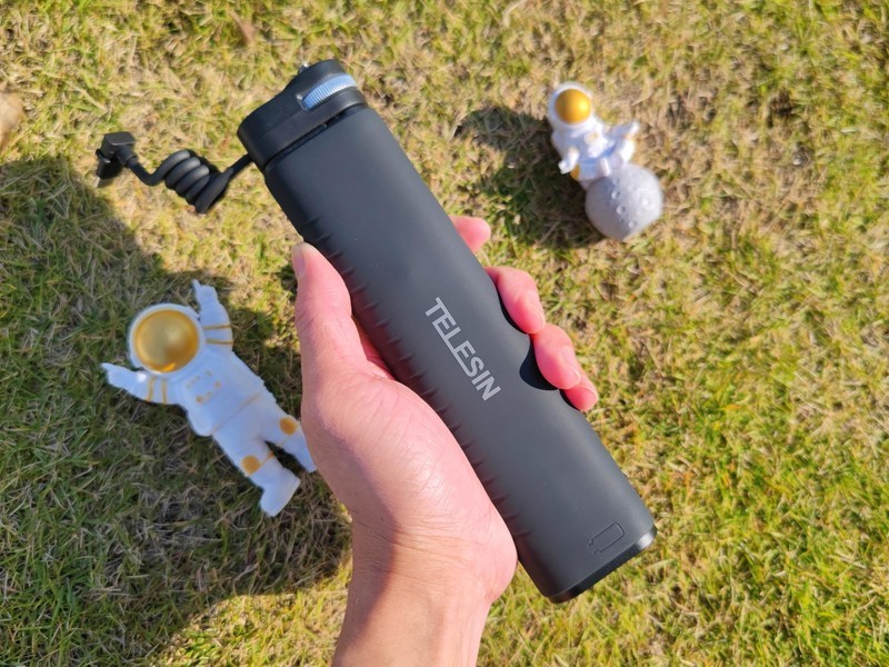 你尽管自拍，其他问题交给它！泰迅·全能充电自拍杆深度体验晒单