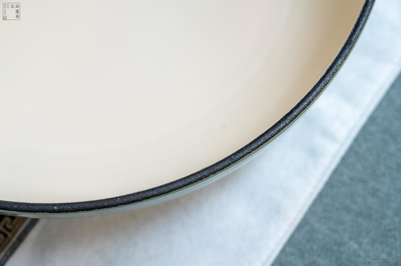 才艺双全的铸铁重器，日常料理好装备，归禾器梯田珐琅海鲜锅上手