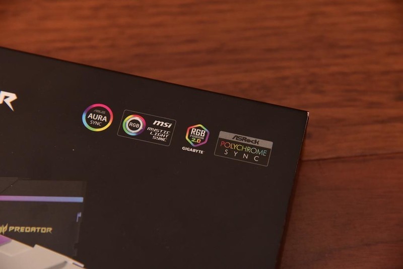 太神奇！宏碁掠夺者Hermes冰刃+华硕Z790吹雪=一键7800MHz！