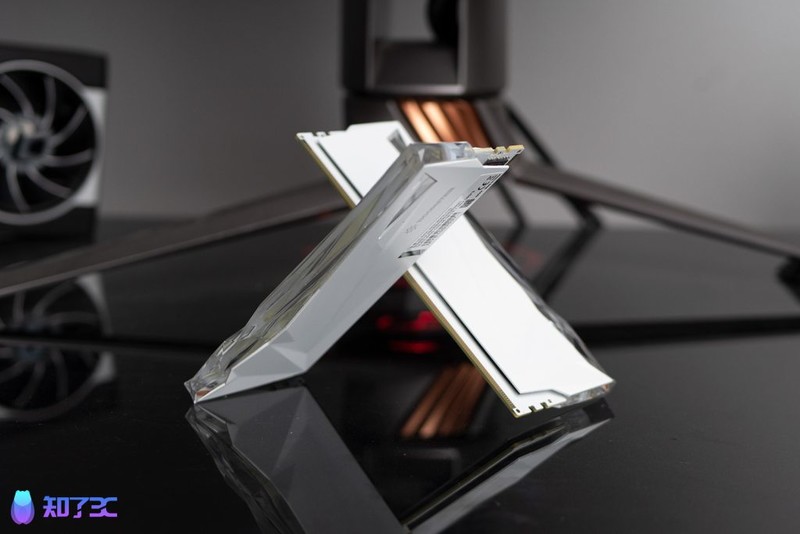 NVIDIA RTX4060首发评测：性价比更高的1080P光追游戏显卡！