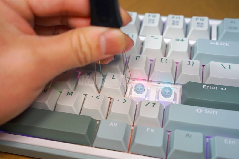 未来触手可及！五千字沉浸体验——RK R87Pro Ai 四模机械键盘