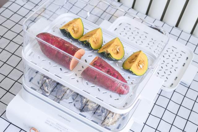 还在用不锈钢蒸锅？用了这款透明电蒸锅才明白，蒸锅还能这么用