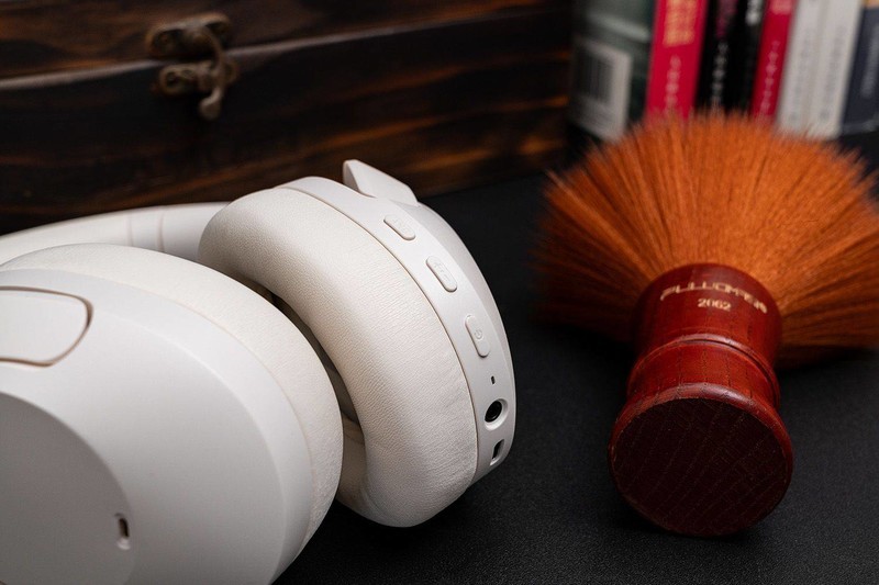 ANC主动降噪、70小时续航、有线无线双模，QCY H4头戴式耳机评测