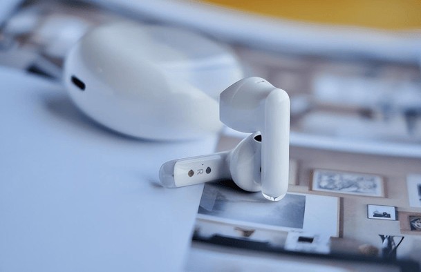 百元价位什么品牌的蓝牙耳机最好？四款口碑极佳百元品牌机型盘点