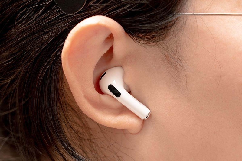 AirPods 3：苹果生态润滑剂，超越耳机本质的优雅体验