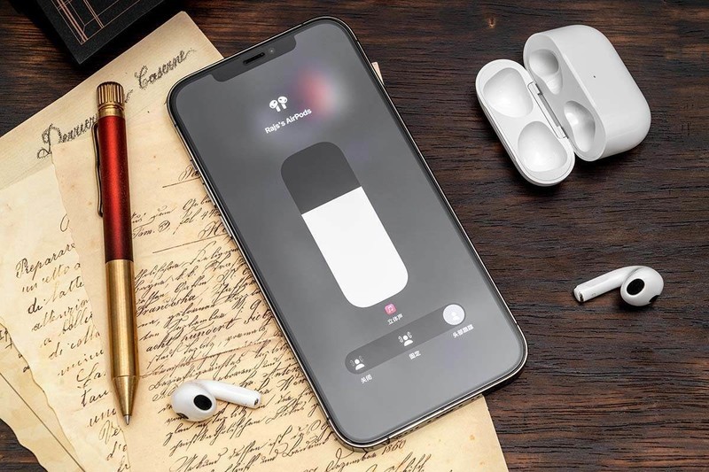 AirPods 3：苹果生态润滑剂，超越耳机本质的优雅体验