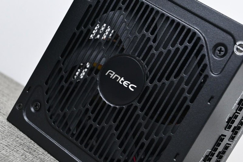 安钛克Titan 1200W金牌全模ATX3.1电源开箱：性价比大瓦数选择