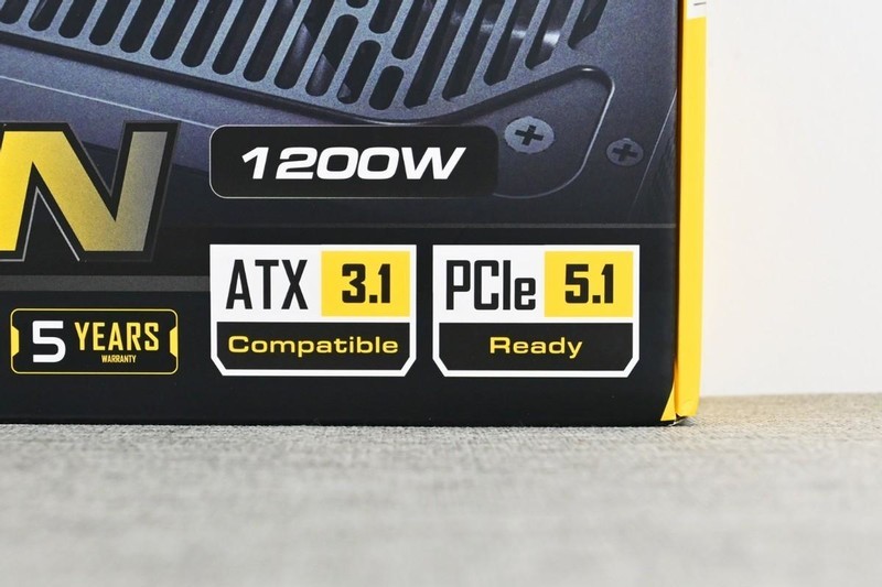 安钛克Titan 1200W金牌全模ATX3.1电源开箱：性价比大瓦数选择