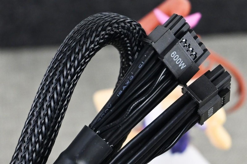 安钛克Titan 1200W金牌全模ATX3.1电源开箱：性价比大瓦数选择