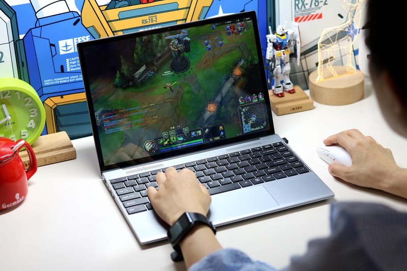 买显示器送电脑？酷比魔方GT Book13笔记本，搭载13.5英寸3K屏幕