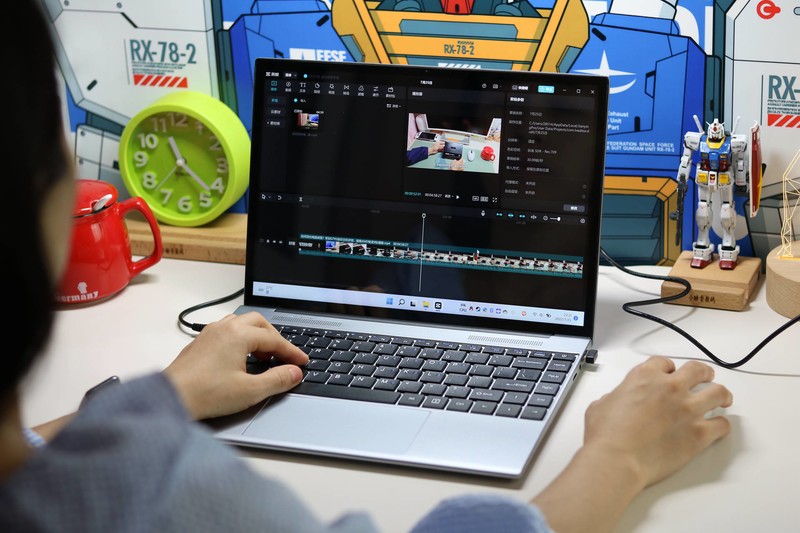 买显示器送电脑？酷比魔方GT Book13笔记本，搭载13.5英寸3K屏幕