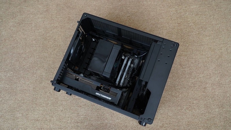 入门级游戏电脑怎么选？8400F+6750GRE 10G VS 12400F+4060告诉你答案