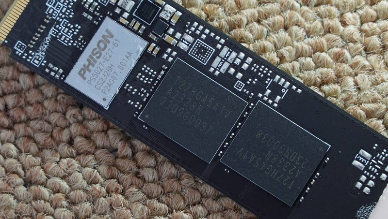 入门级游戏电脑怎么选？8400F+6750GRE 10G VS 12400F+4060告诉你答案