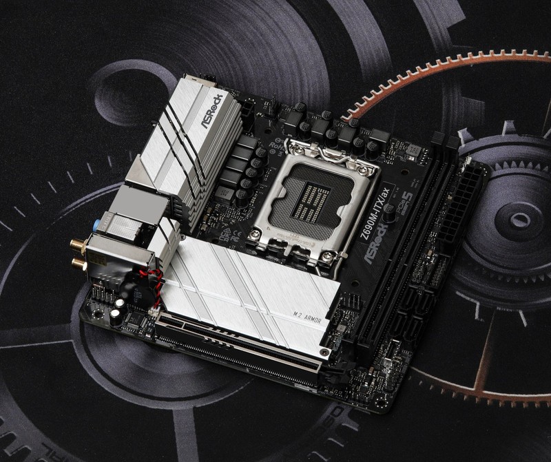 游戏办公两不误|华擎Z690M-ITX/ax主板分享