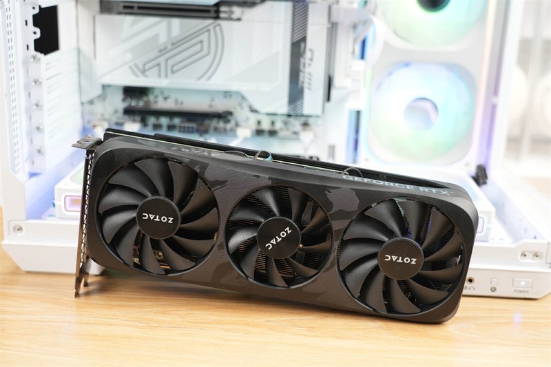 优雅白色设计，灯效炫酷无敌--乔思伯TH-360水冷散热器评测