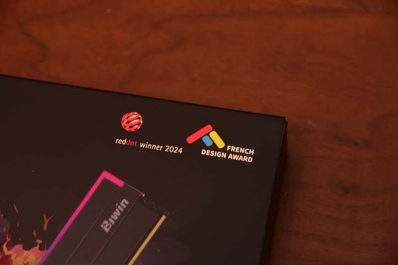 游戏利器，中国版RX 7650GRE上市，成功偷塔RTX 4060！