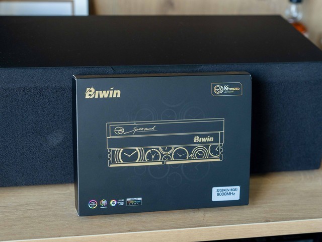 全网唯一6400C28/8000C36双EXPO内存，佰维DW100 OC LAB联名款测评