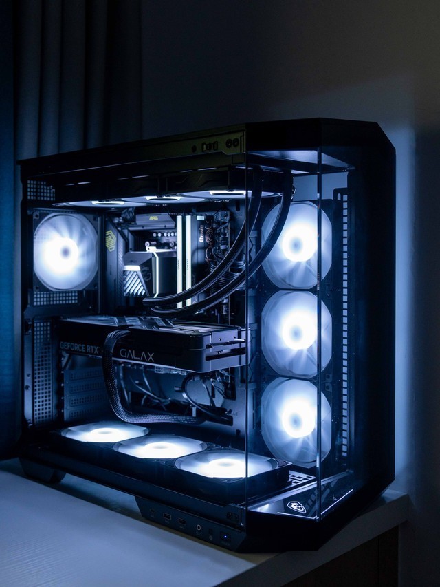 全网唯一6400C28/8000C36双EXPO内存，佰维DW100 OC LAB联名款测评