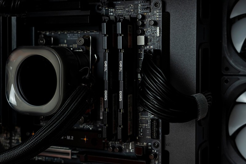 CL26低时序内存为什么这么抢手？AMD甜点频率真的很香！