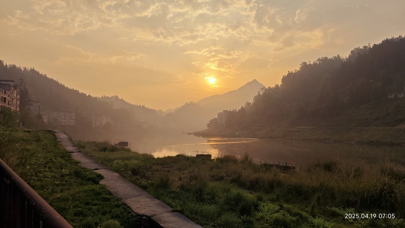 松下FZ28，尼康D300S，红米K80对比照