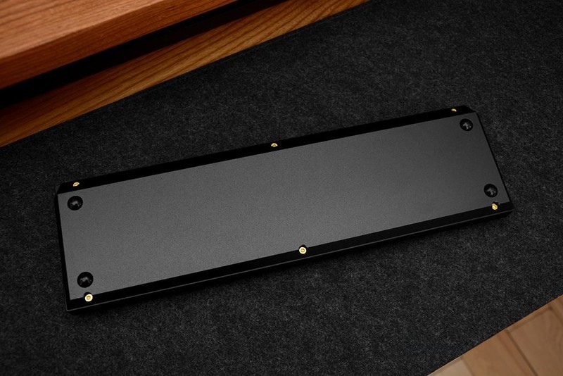 40%配列、全铝、Gasket结构，Keychron Q9客制化机械键盘开箱