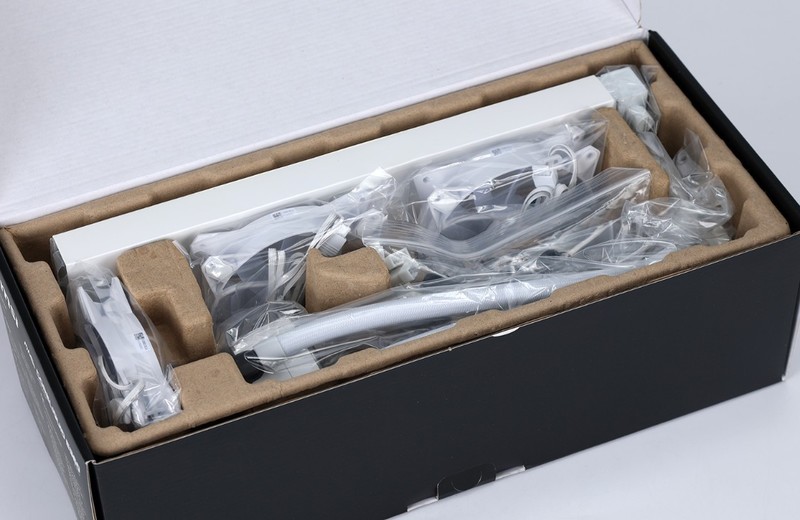 14700k散热不知道咋选？这款微星寒冰E360白色限定款一体水冷推荐