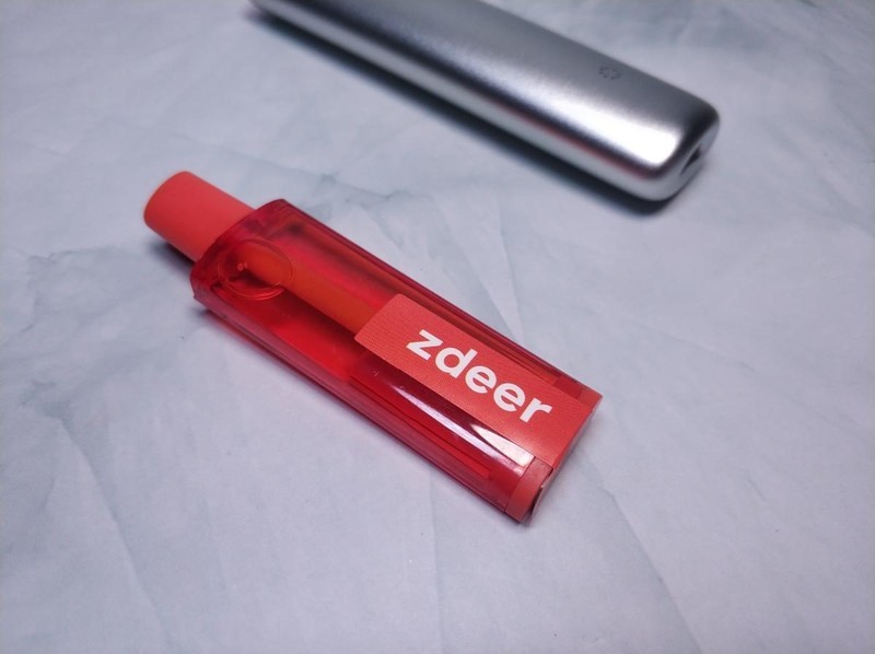 摆脱口腔异味，清新口气如此简单：左点智能口腔喷雾