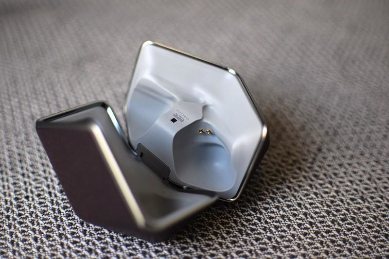 把自研DAC芯片放进真无线耳机是什么样的轻奢体验？HIFIMAN SVANAR Wireless LE完美解