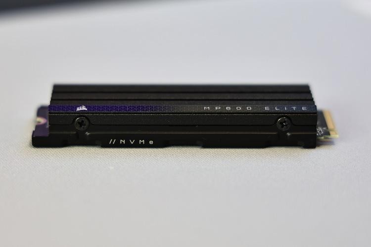 轻松拿捏i9-14900K星空体育平台990PRO：海盗船iCUE LINK H150i LCD/MP600 Elite