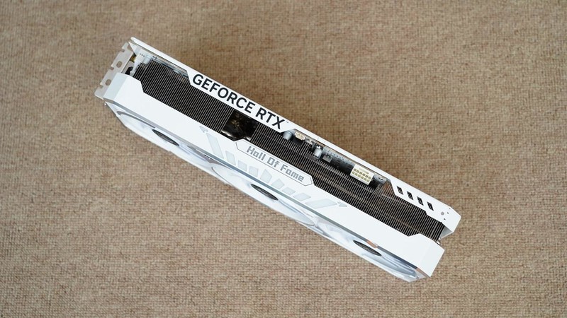 如何打造高性能海景房？14900K+华硕B760小吹雪S+影驰RTX4080S主机分享