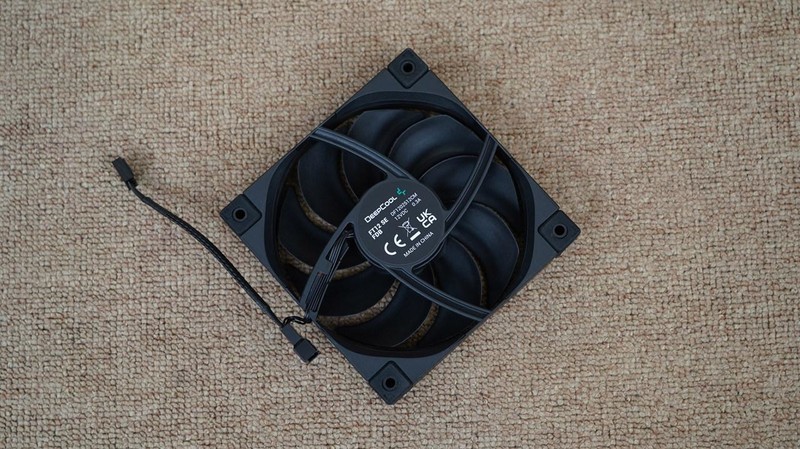 如何打造高性能海景房？14900K+华硕B760小吹雪S+影驰RTX4080S主机分享