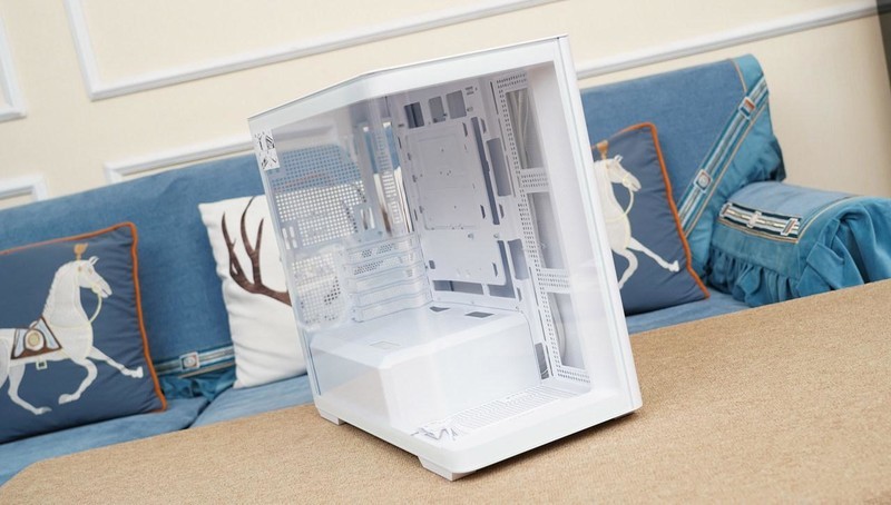 如何打造高性能海景房？14900K+华硕B760小吹雪S+影驰RTX4080S主机分享