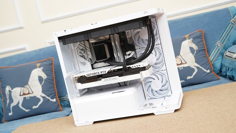 如何打造高性能海景房？14900K+华硕B760小吹雪S+影驰RTX4080S主机分享