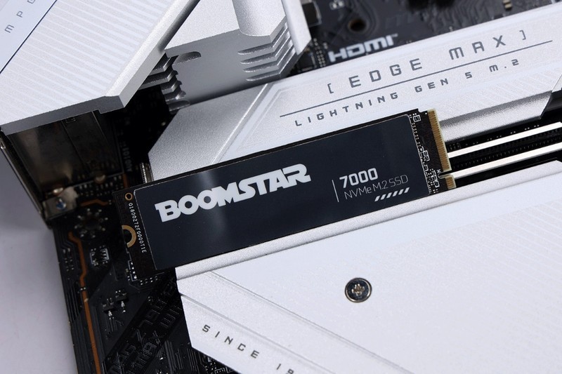 金属+玻璃+实木，安钛克C8 WOOD海景房搭配14700K+4070Ti S装机分享