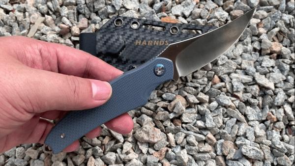 荒野求生时，它才是真”鲨手锏“，悍迪鲨鱼户外刀