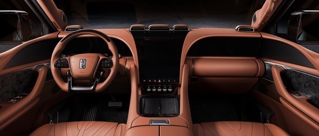 仰望U8高端新能源汽车开启预售，预售价 109.8万元