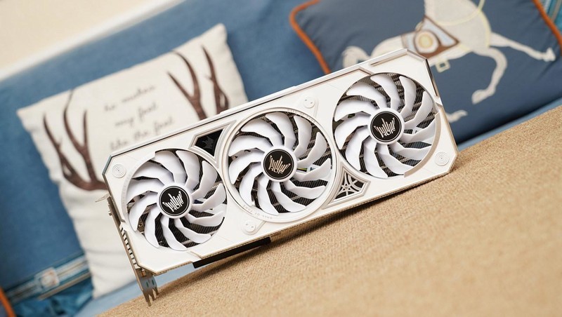 如何打造高性能海景房？14900K+华硕B760小吹雪S+影驰RTX4080S主机分享