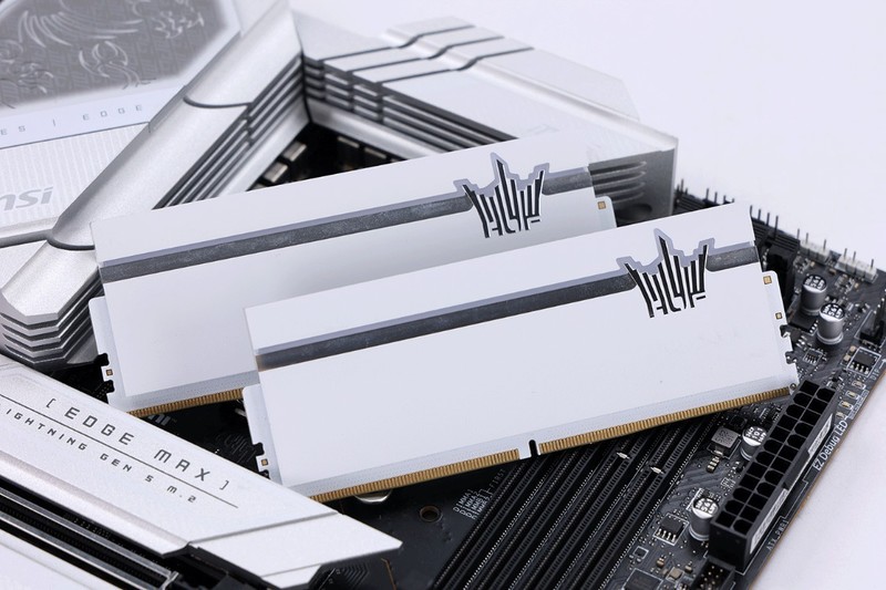 金属+玻璃+实木，安钛克C8 WOOD海景房搭配14700K+4070Ti S装机分享