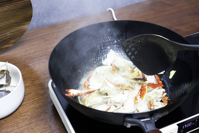 这个炒锅炒湘菜更香——GiPP居派轻量极铁炒锅套装体验