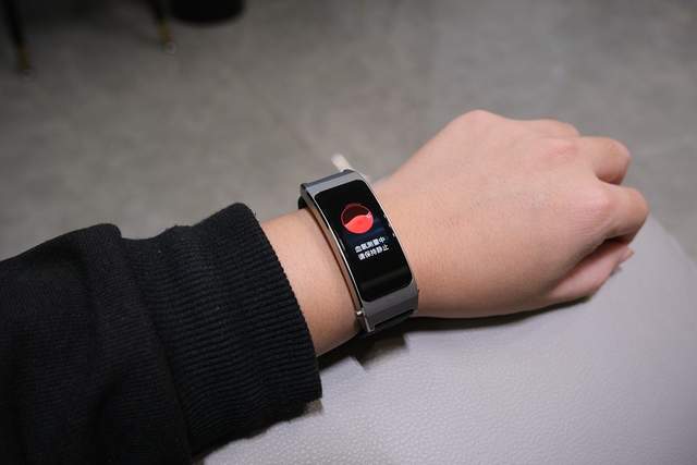 华为通话手环b7深度体验!通话能力,健康功能全面升级,实力强悍