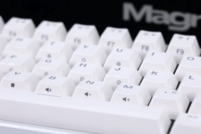 机电大厂跨界玩外设？先马趣造G65霍尔效应磁轴键盘体验分享