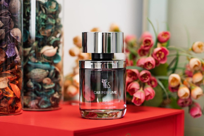 惠车猫车载香薰：来自法国的香料和调制，香气可控持久自然