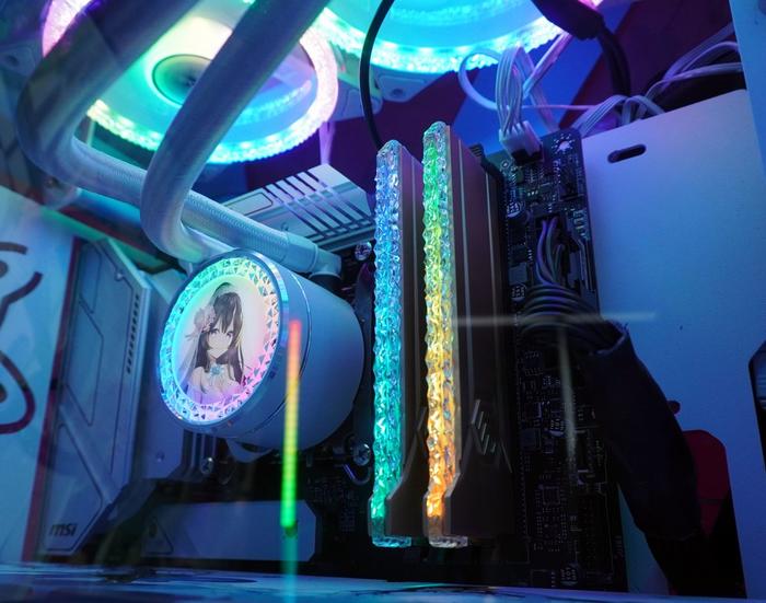 打工人辛苦一年发年终奖，买一台二次元电脑犒劳自己不香吗？