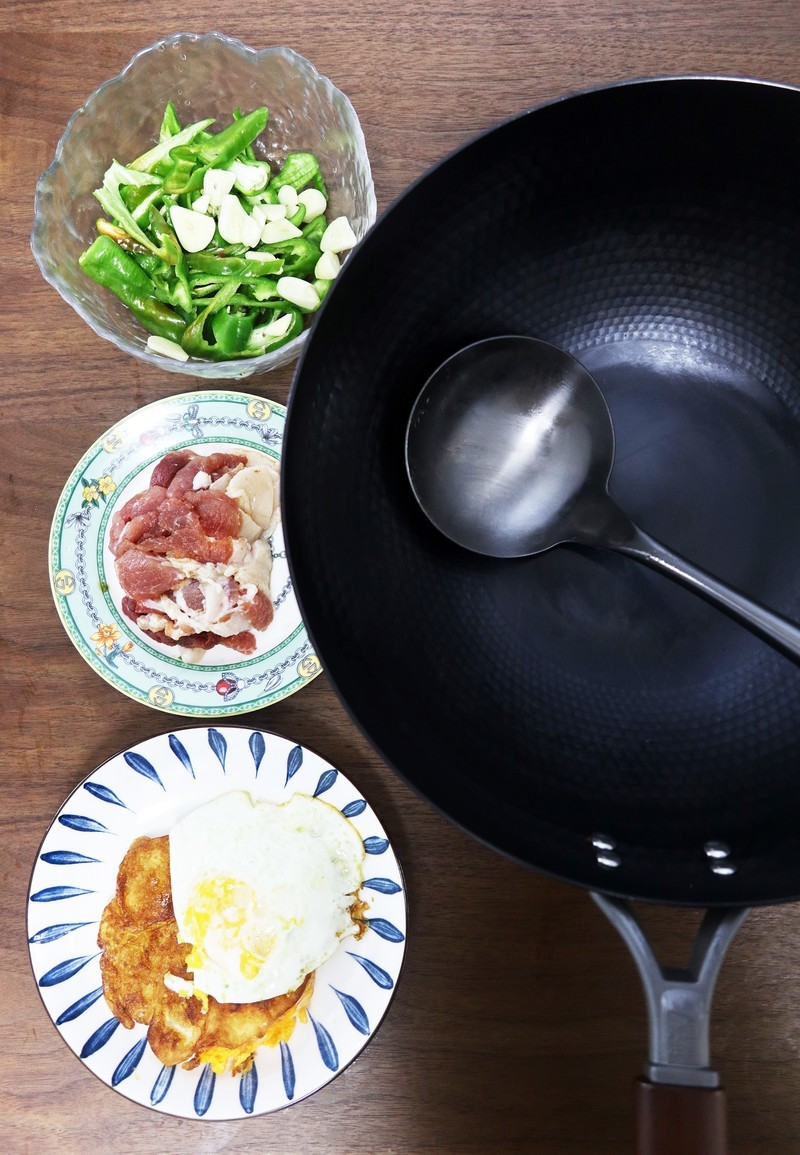 这个炒锅炒湘菜更香——GiPP居派轻量极铁炒锅套装体验