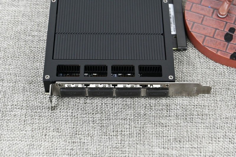 影驰RTX4060Ti无双MAX游戏显卡开箱+拆解：专业风格设计