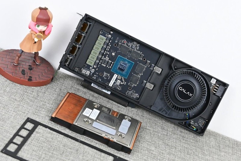 影驰RTX4060Ti无双MAX游戏显卡开箱+拆解：专业风格设计