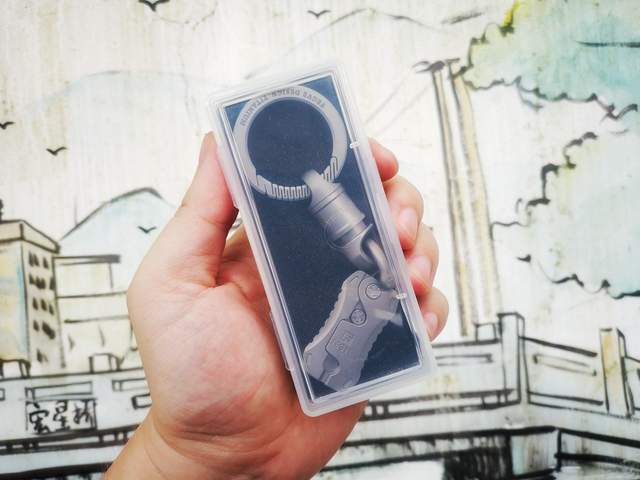 不能开快递的潮玩挂坠不是解压的EDC神器：fegve钛合金多功能挂坠