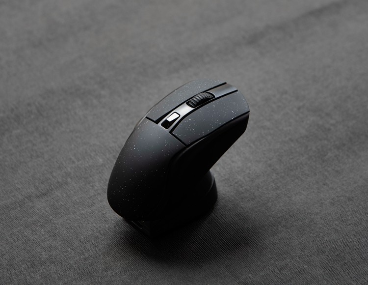 国产自研，性价比爆棚—达尔优A950三模无线电竞游戏鼠标