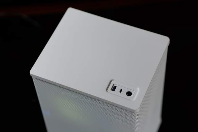 老酒换新瓶，有得有失的装机体验，乔思伯VR3如何兼容C8i DTX版型？