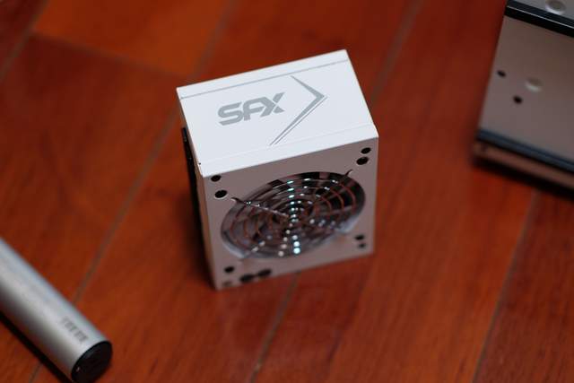 老酒换新瓶，有得有失的装机体验，乔思伯VR3如何兼容C8i DTX版型？